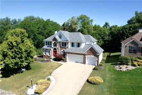 9336 W Hampton Drive North Royalton OH 44133