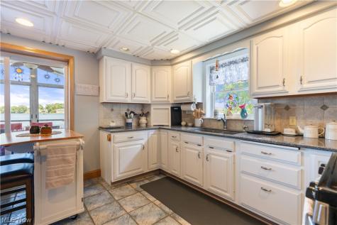 1614 W Park Avenue NW Canton OH 44708