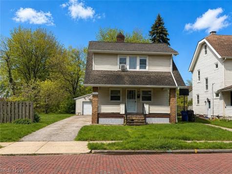 15002 Upton Avenue Cleveland OH 44110
