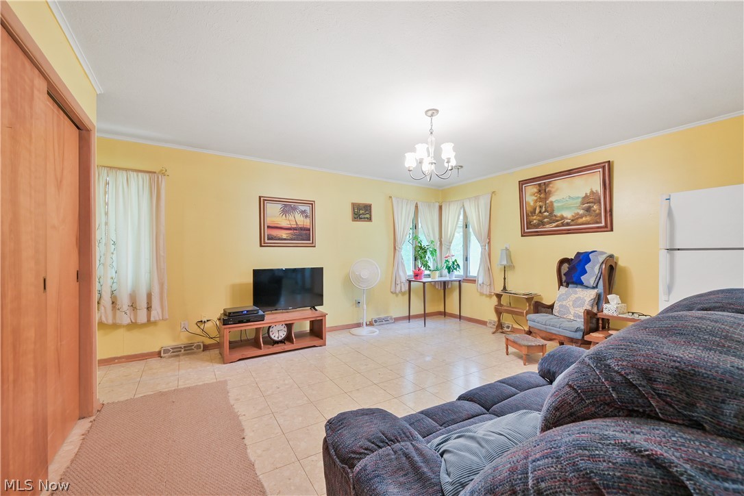 6244 Eavenson Road Brook Park OH 44142