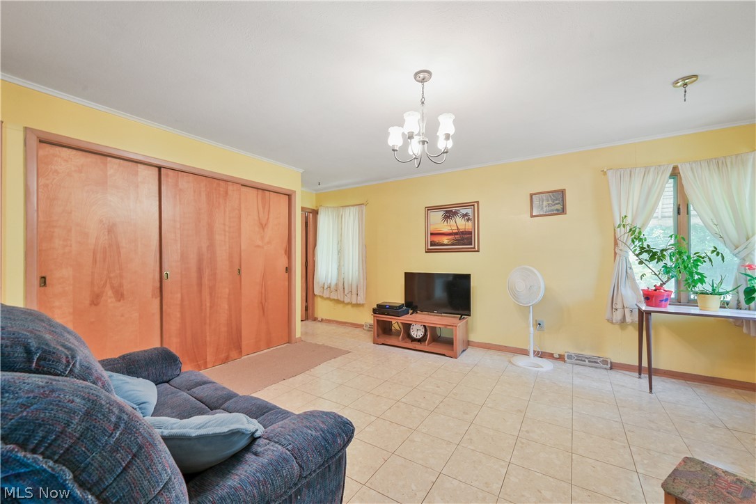 6244 Eavenson Road Brook Park OH 44142