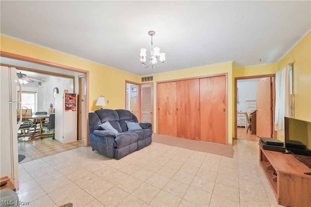6244 Eavenson Road Brook Park OH 44142