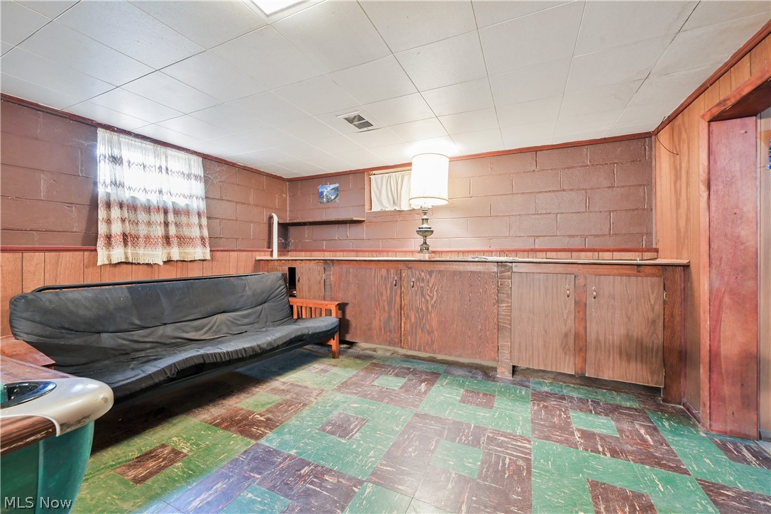 6244 Eavenson Road Brook Park OH 44142
