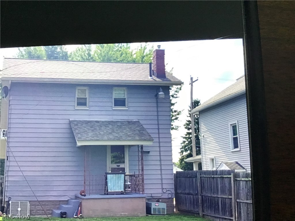 303 Stewart Hubbard OH 44425