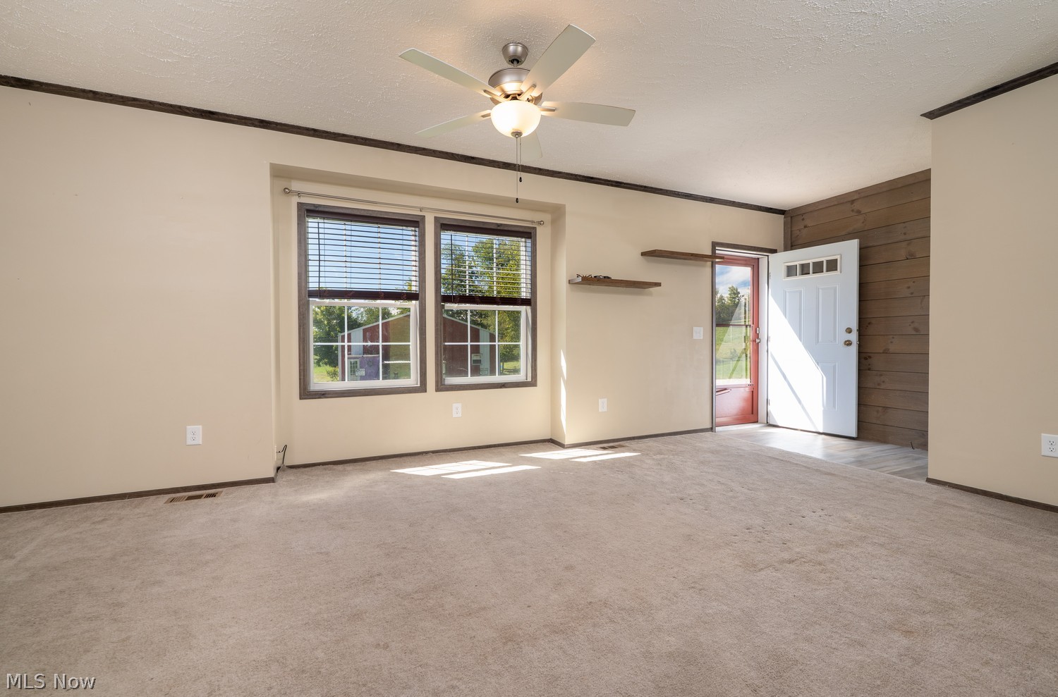 9312 Deacon Road SW Bowerston OH 44695