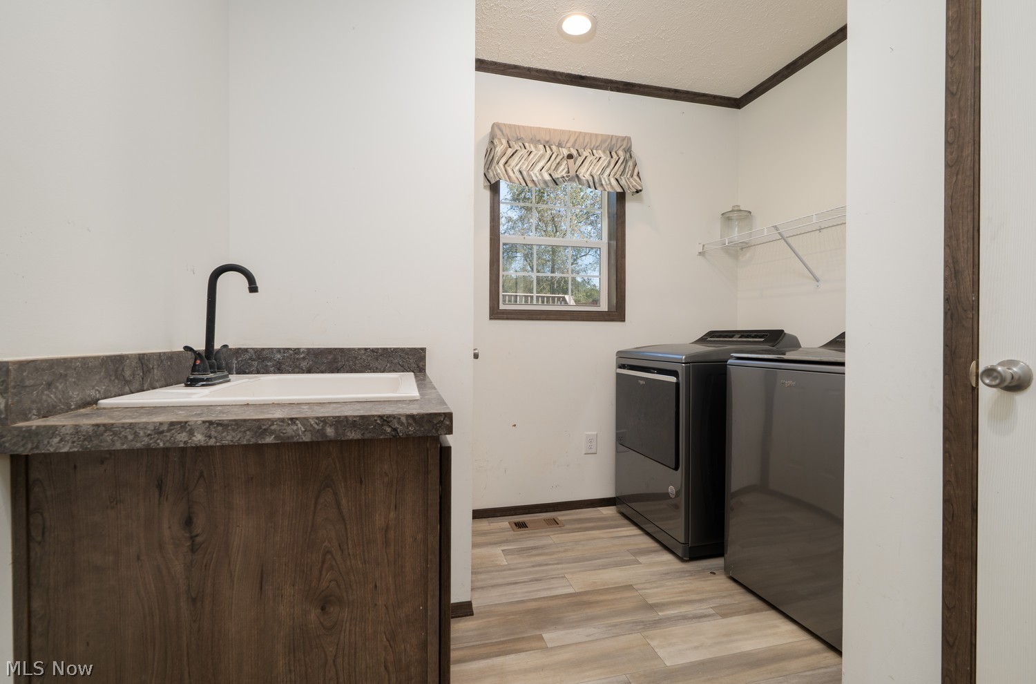9312 Deacon Road SW Bowerston OH 44695