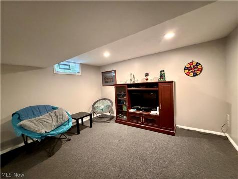 8861 Groveside Drive Strongsville OH 44136