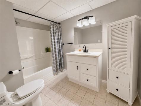8861 Groveside Drive Strongsville OH 44136