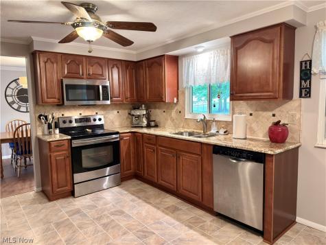 8861 Groveside Drive Strongsville OH 44136
