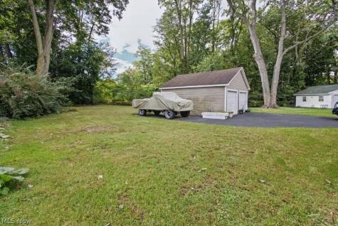 1181 Crescent Drive Painesville OH 44077
