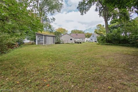 1181 Crescent Drive Painesville OH 44077