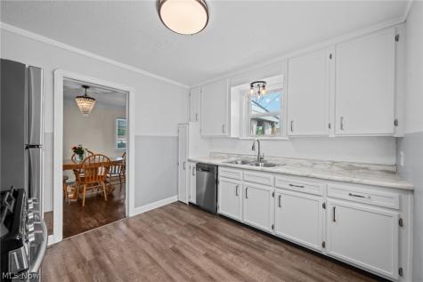 3326 Silverdale Avenue Cleveland OH 44109
