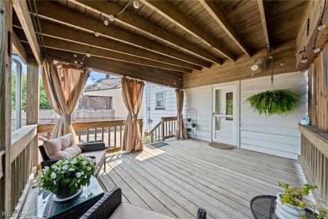 3326 Silverdale Avenue Cleveland OH 44109