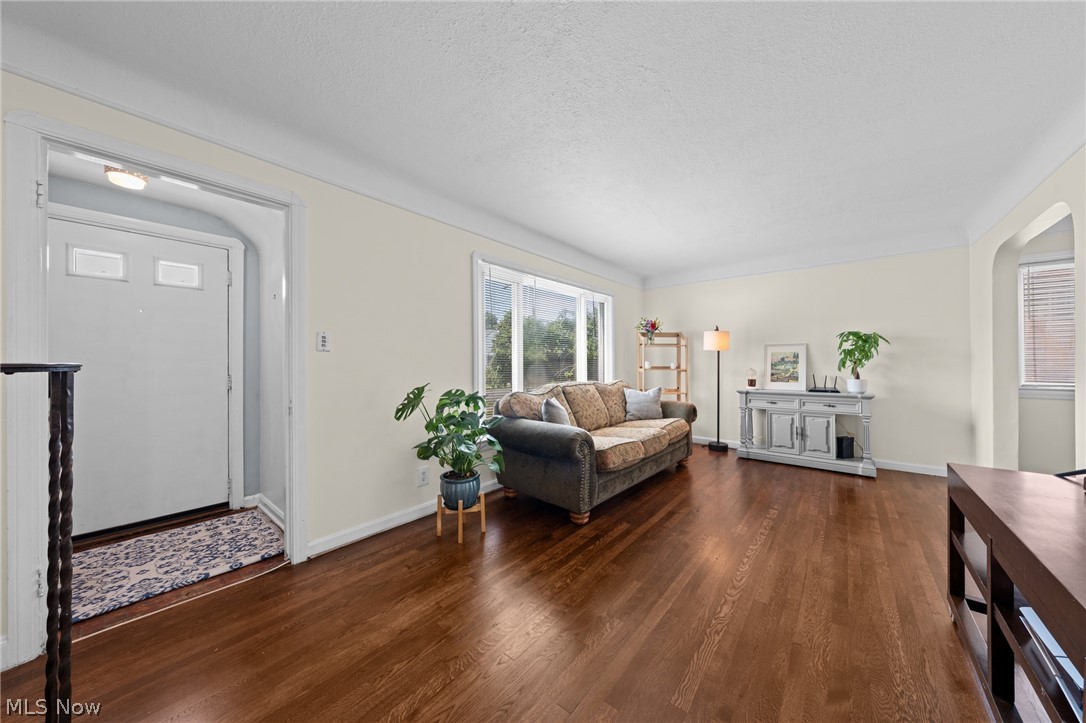 3326 Silverdale Avenue Cleveland OH 44109