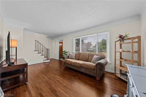 3326 Silverdale Avenue Cleveland OH 44109