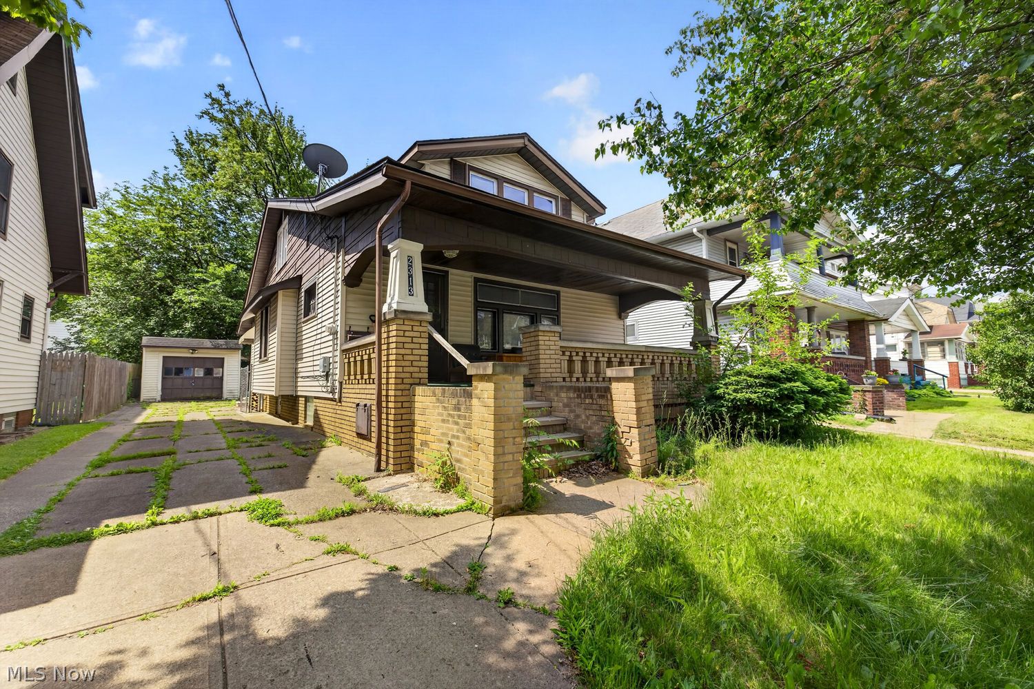 2313 Natchez Avenue Cleveland OH 44109