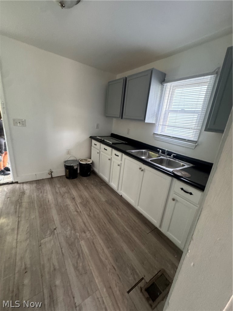 10604 Nelson Avenue Cleveland OH 44105