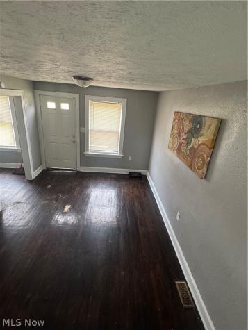 10604 Nelson Avenue Cleveland OH 44105