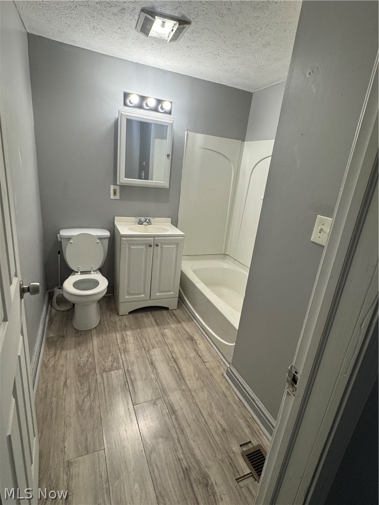 10604 Nelson Avenue Cleveland OH 44105