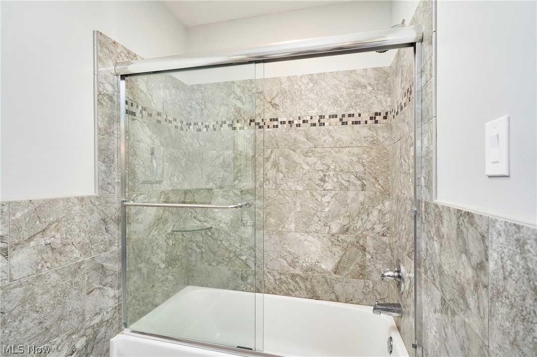 3083 Cliffside Drive Copley OH 44321