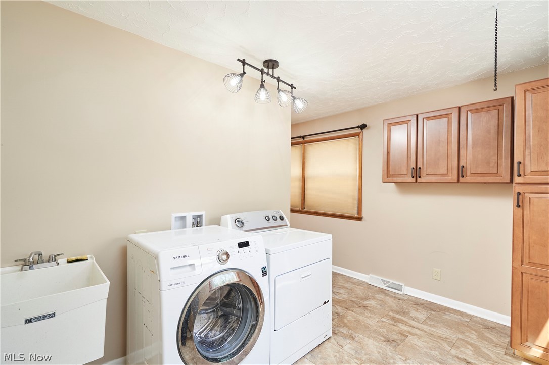 3083 Cliffside Drive Copley OH 44321