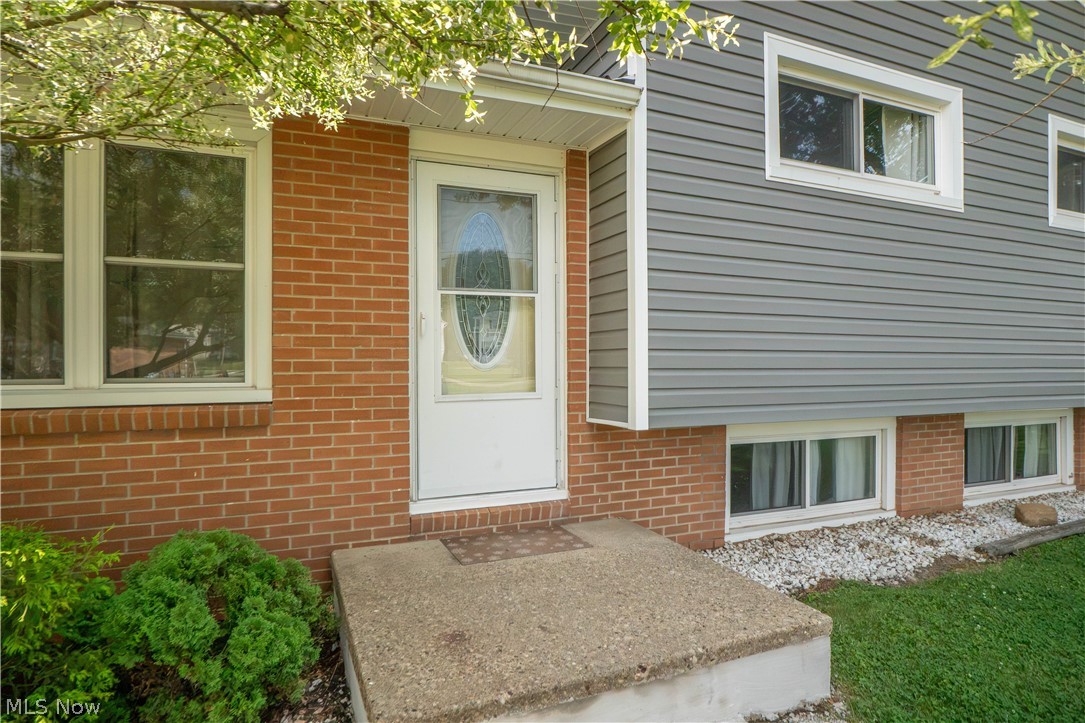 511 Taff Circle Louisville OH 44641