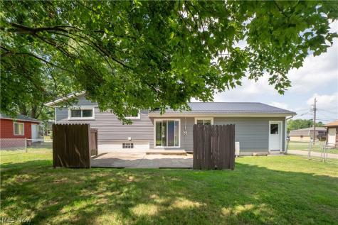 511 Taff Circle Louisville OH 44641