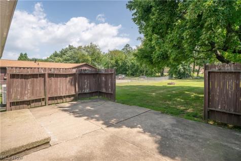 511 Taff Circle Louisville OH 44641
