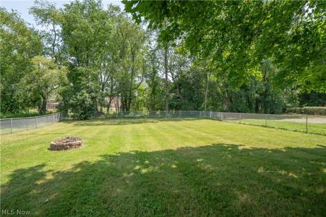 511 Taff Circle Louisville OH 44641
