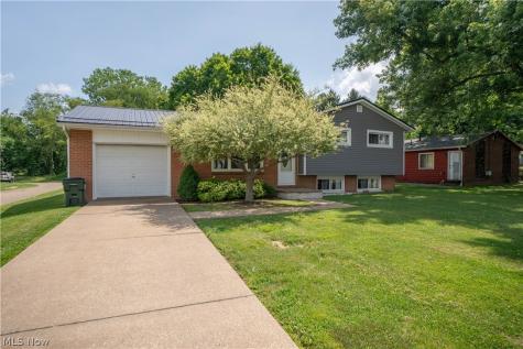 511 Taff Circle Louisville OH 44641