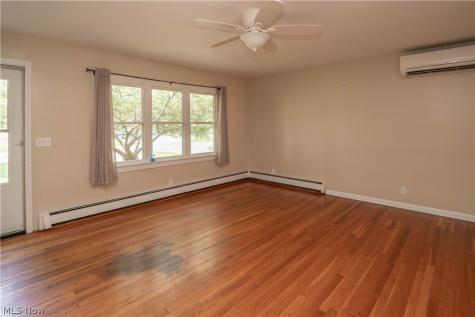 511 Taff Circle Louisville OH 44641