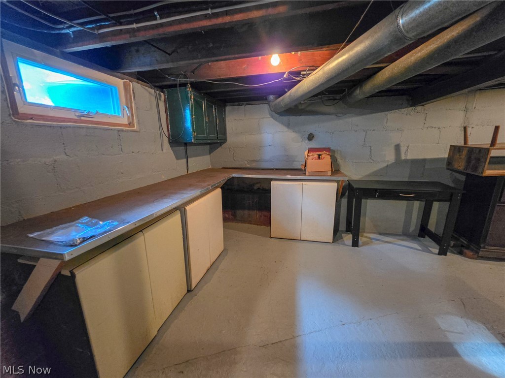 639 Fisher Avenue East Liverpool OH 43920