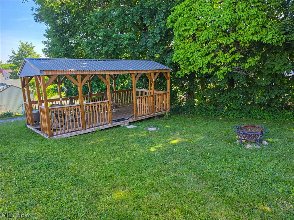 639 Fisher Avenue East Liverpool OH 43920