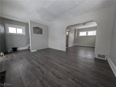 3947 W 22nd Street Cleveland OH 44109