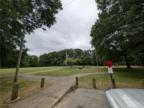 3947 W 22nd Street Cleveland OH 44109