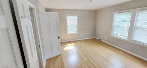 3531 Bainbridge Road Cleveland Heights OH 44118