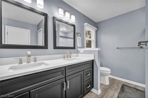 15249 Sassafras Drive Strongsville OH 44136
