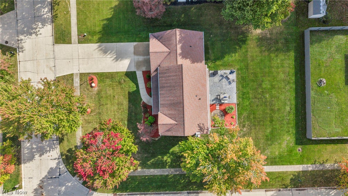 15249 Sassafras Drive Strongsville OH 44136