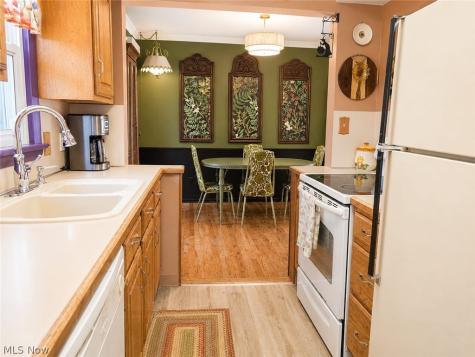 11737 Meadowbrook Drive Parma Heights OH 44130