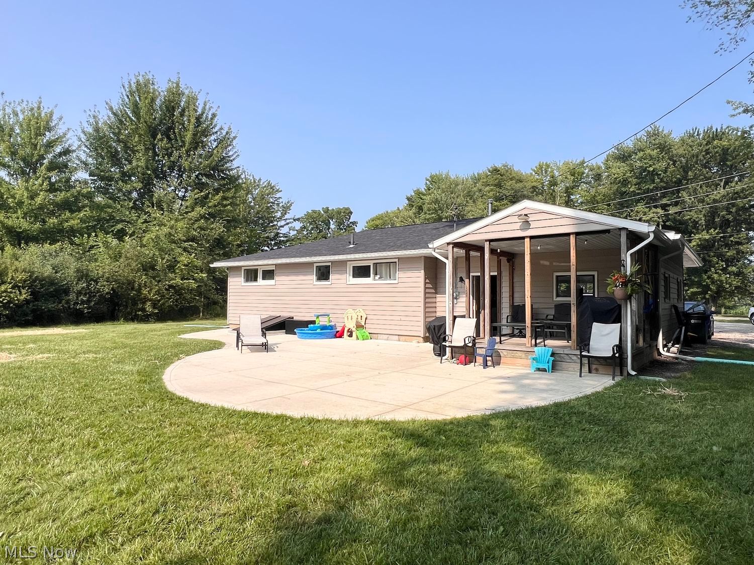 13732 Vermilion Road Amherst OH 44001