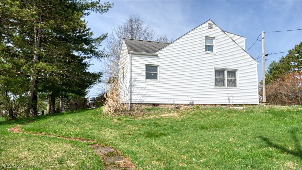 825 Friendship Drive New Concord OH 43762