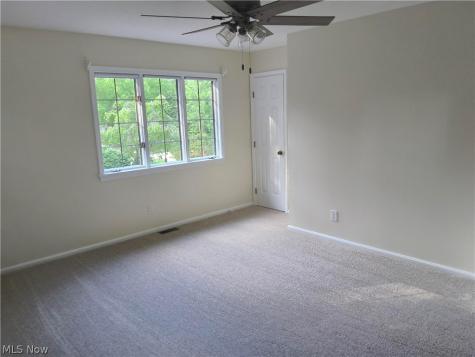 Timber Ridge Lane Willoughby OH 44094