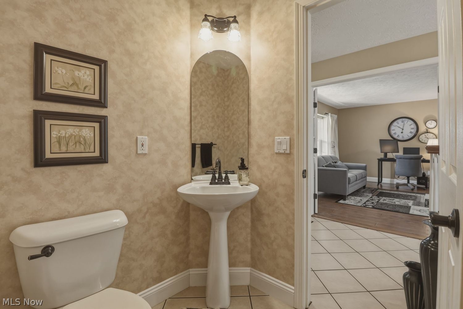 5309 Cameron Court Sheffield Village OH 44054