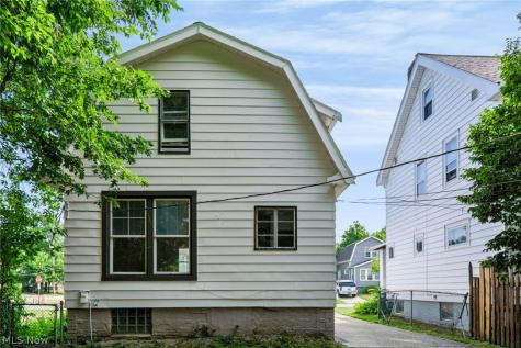 1502 E 172nd Street Cleveland OH 44110