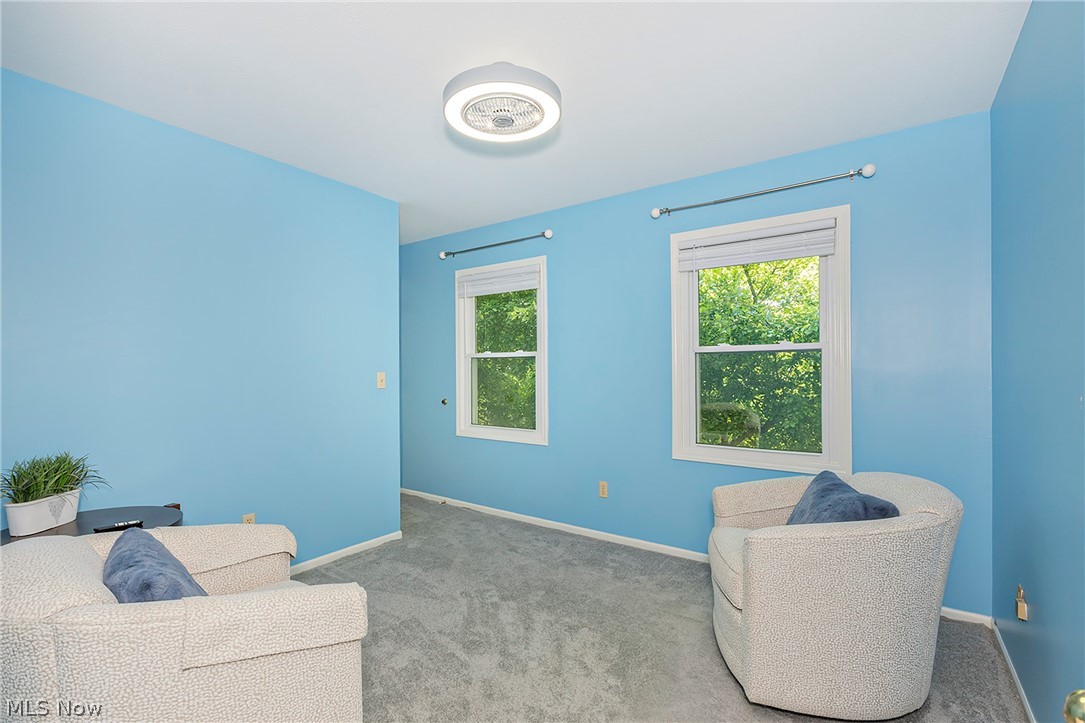 8290 Pine Creek Court Chagrin Falls OH 44023