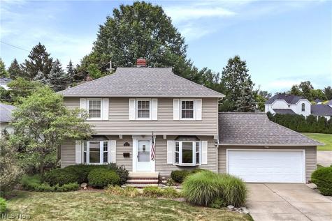 22424 Sunnyhill Drive Rocky River OH 44116