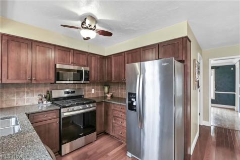 22424 Sunnyhill Drive Rocky River OH 44116