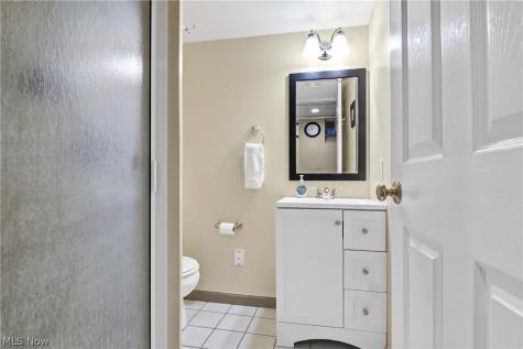 22424 Sunnyhill Drive Rocky River OH 44116