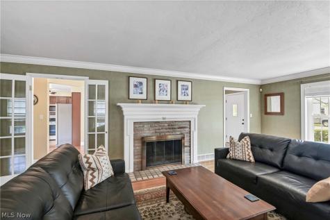 22424 Sunnyhill Drive Rocky River OH 44116