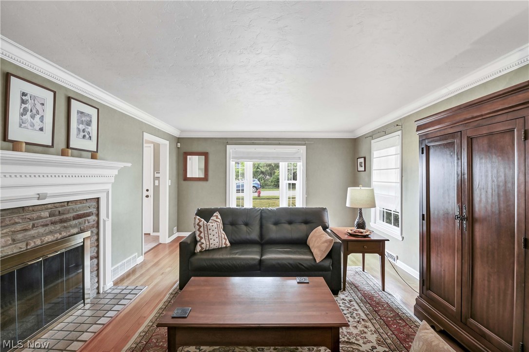 22424 Sunnyhill Drive Rocky River OH 44116